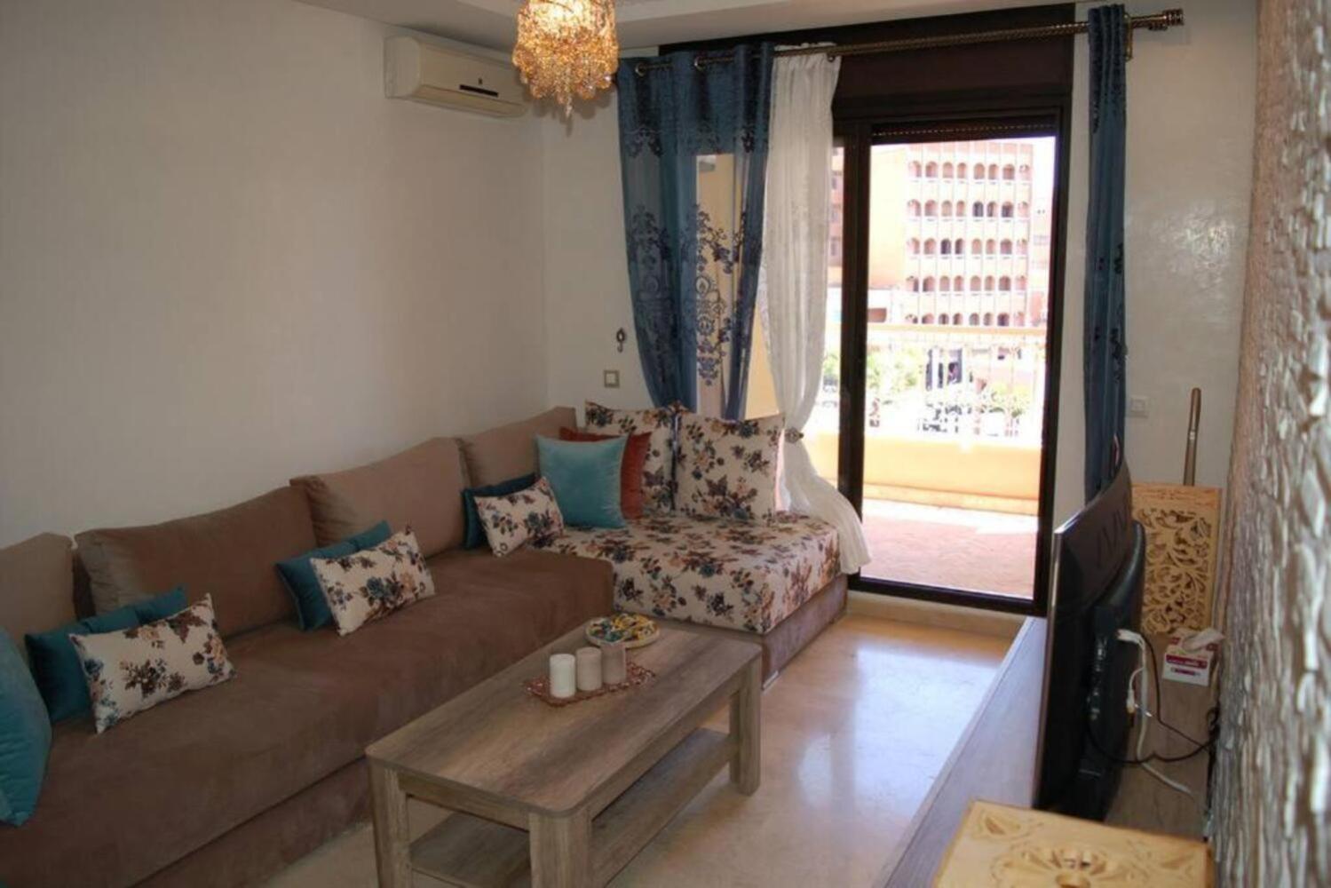 Miramas 2 D Apartment *